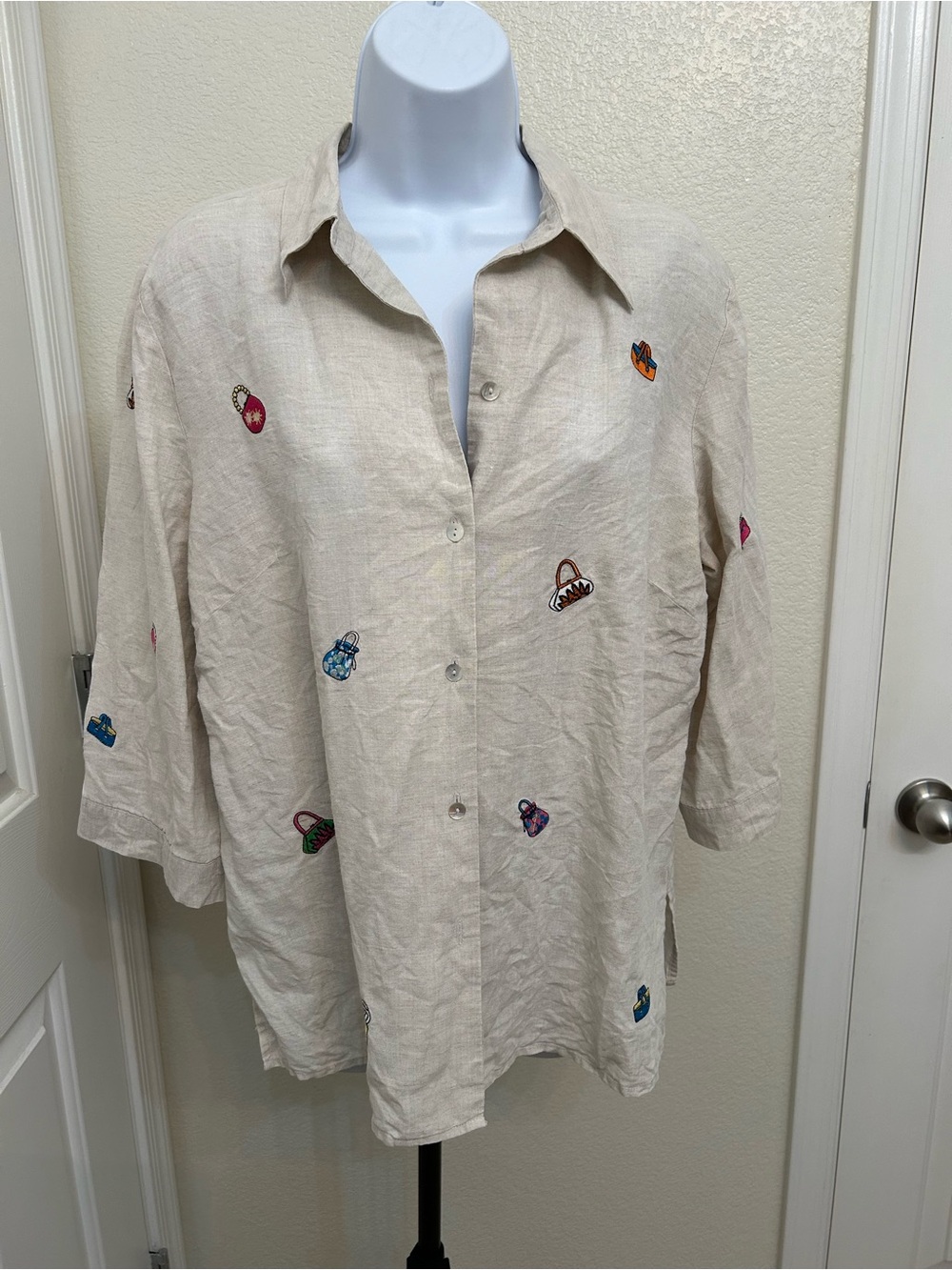 Edward 100% Irish Linen Natural Button-Up 3/4 Sleeve Shirt with Adorable Design